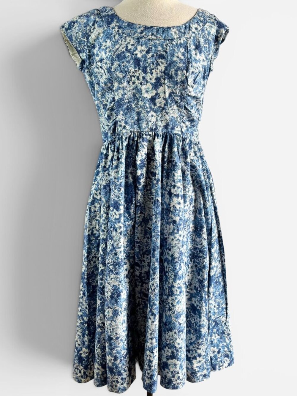 Vintage 1950s Blue Floral Cotton Fit & Flare Day Dress